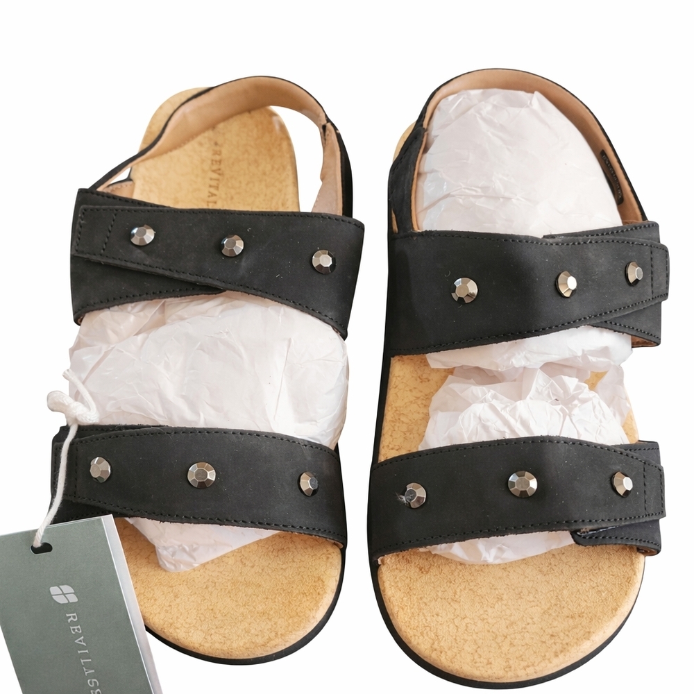 Jan - REVITALIGN Black Sandals with Textured Sole